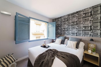 wander by pillow adults only