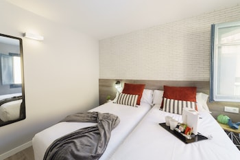 wander by pillow adults only