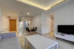 aqua apartments vento marbella