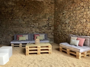 Hostal Can Xicu,Cantallops>>Barcelona,4 star
