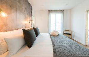 plaza espana skyline