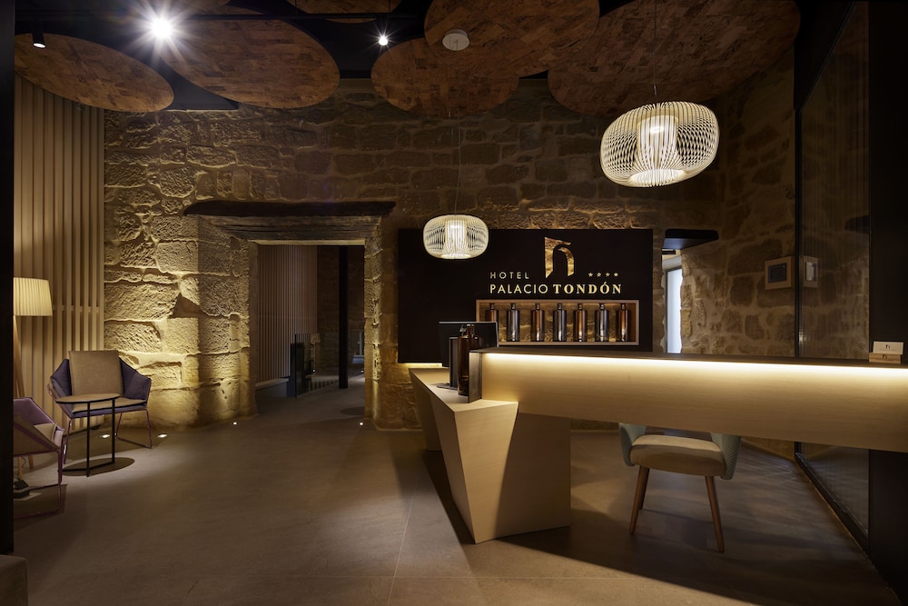 palacio tondon la rioja brinas