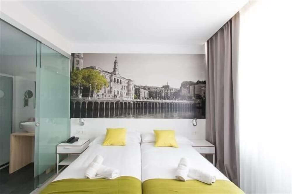 bilbao city rooms