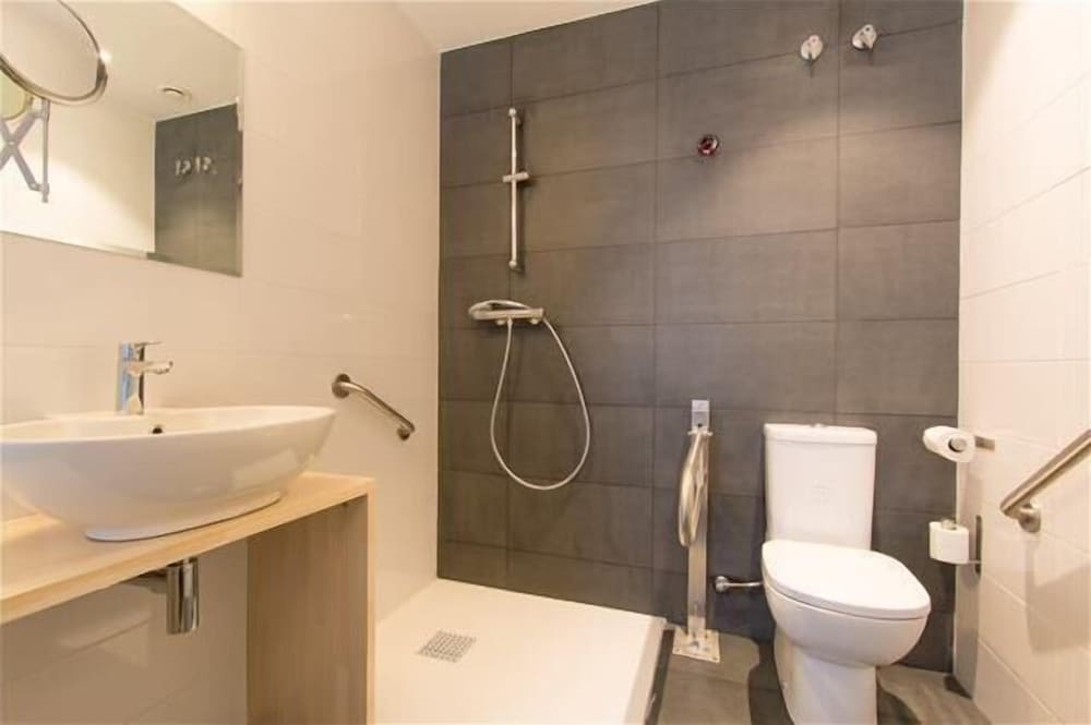bilbao city rooms