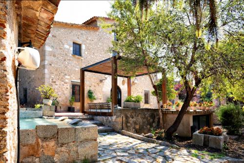 hotel masia can vive