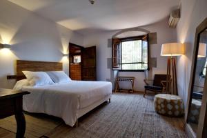 Hotel Masia Can Vive,Near Argentona Water Jug Museum,3 star