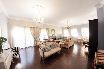 casa rural la pajarona