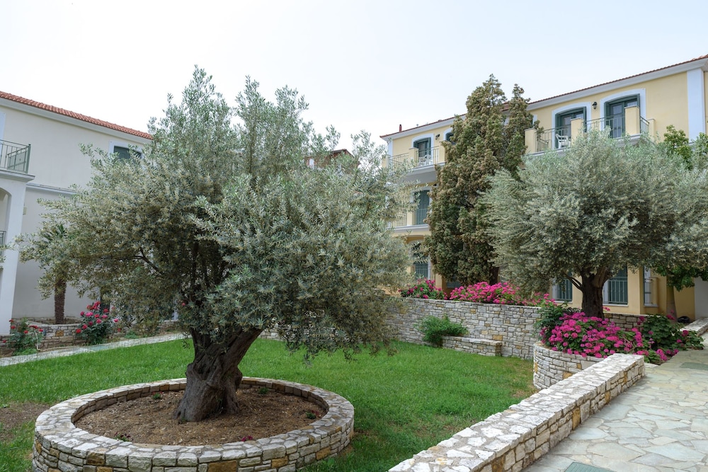kyveli apartments