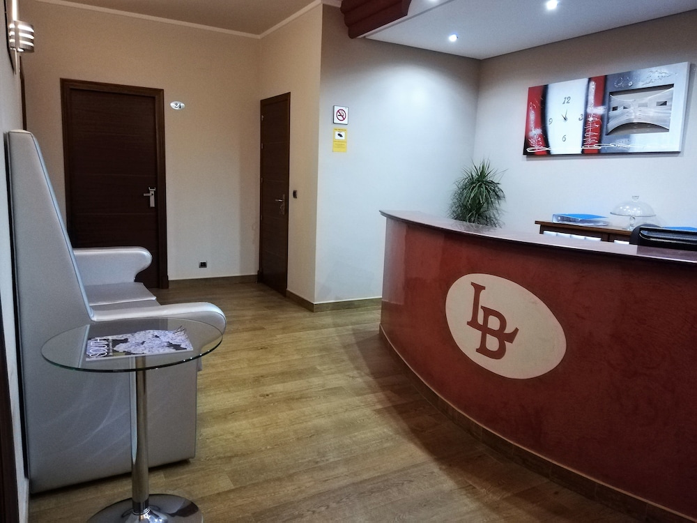 hotel lb lebrija by ma 22 puntos