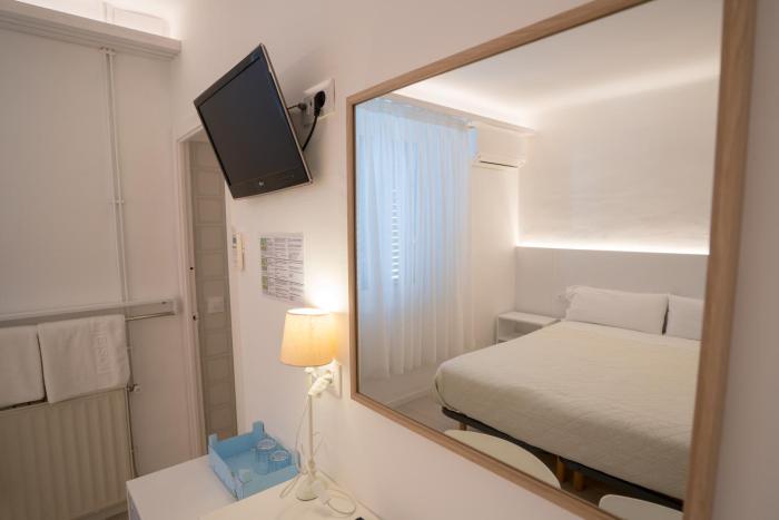 hostal marina cadaques