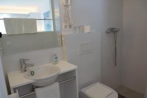 hostal marina cadaques