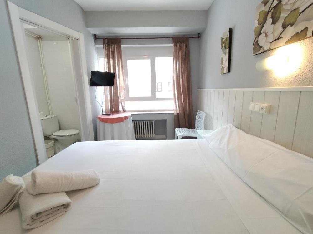 hostal albero by gaiarooms