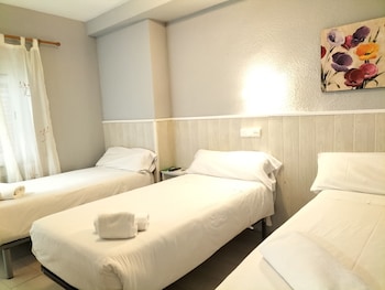 hostal albero by gaiarooms