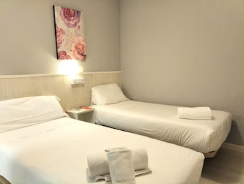 hostal albero by gaiarooms