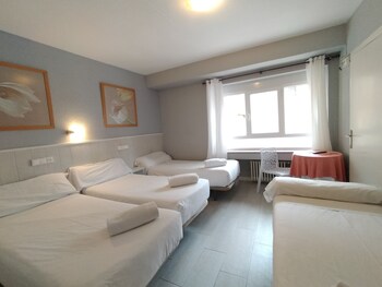 hostal albero by gaiarooms