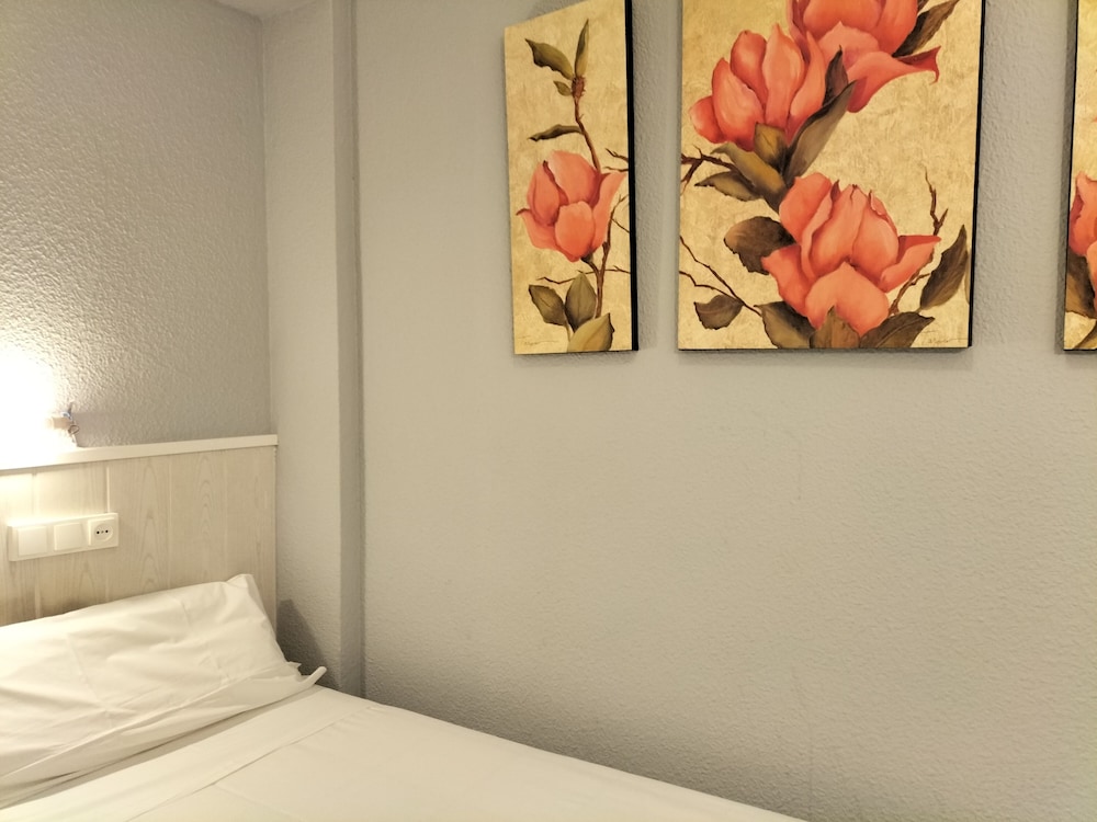 hostal albero by gaiarooms