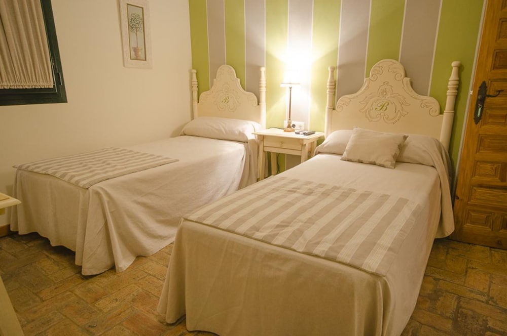 hotel rural molino la boticaria