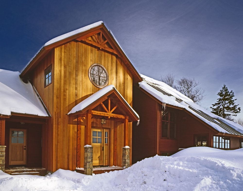 The Mountain Top Inn & Resort,Chittenden County>>Chittenden,4 star