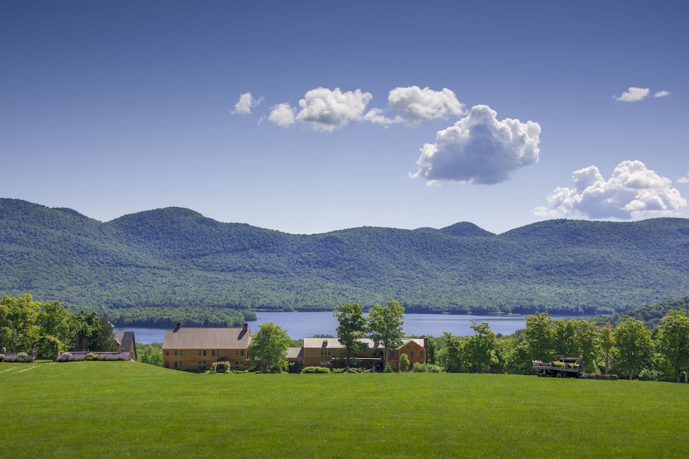 The Mountain Top Inn & Resort,Chittenden County>>Chittenden,4 star