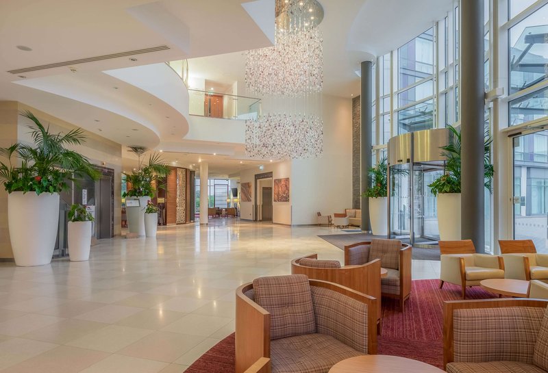 hilton reading hotel
