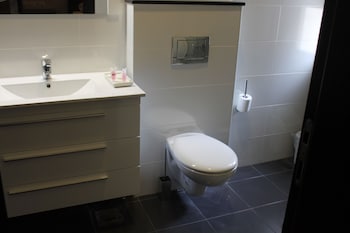 st andrews guesthouse ramallah