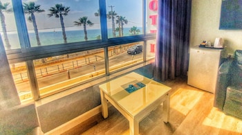 bat yam