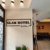 glam hotel