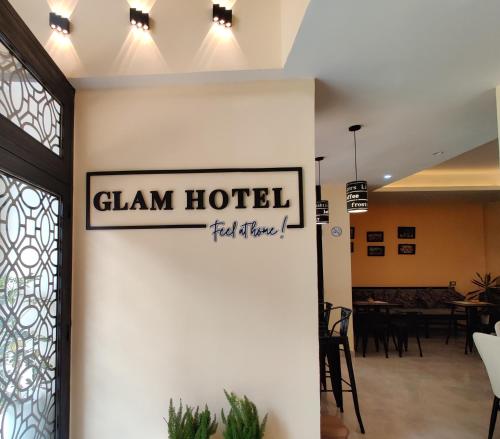 glam hotel