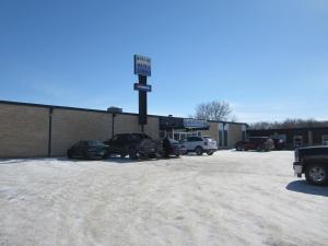 shoal lake motor inn