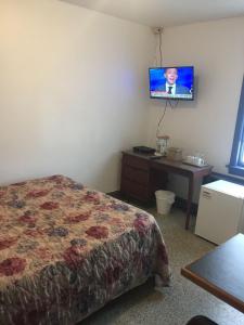 Lakeview Hotel,Canada>>Wawa,2 star
