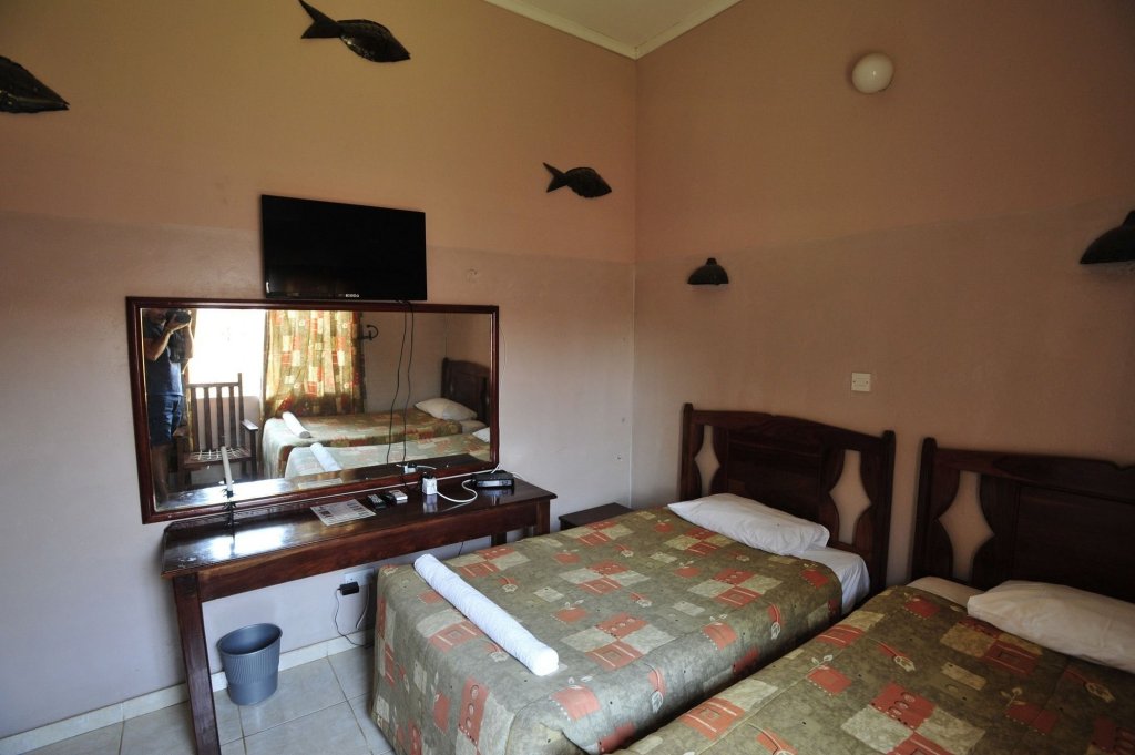 Premier Guest Lodge,Matabeleland North>>Victoria Falls,4 star