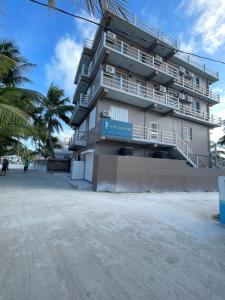 Caye Caulker Beach Hotel,Belize City>>Belize,3 star
