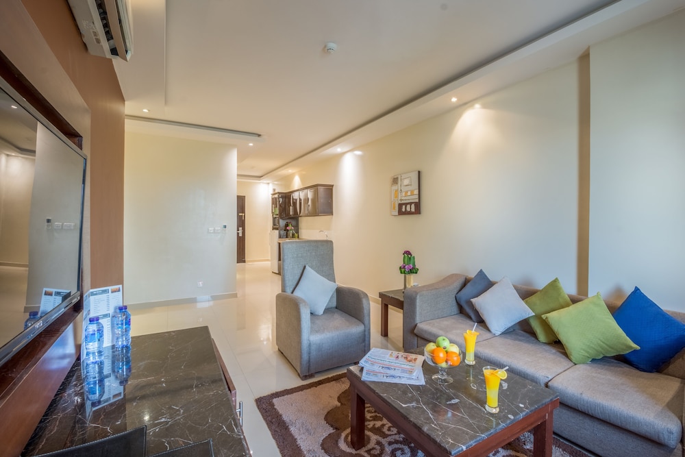 almuhaidb jarir almalaz