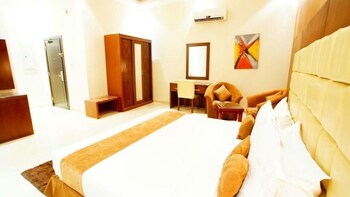 almuhaidb jarir almalaz