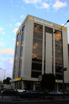 almuhaidb faisaliah hotel suites