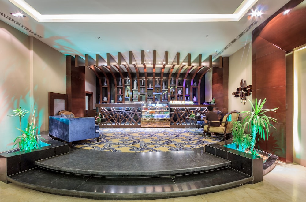 almuhaidb faisaliah hotel suites