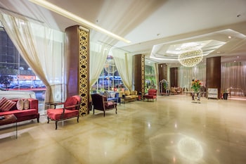 almuhaidb faisaliah hotel suites
