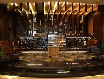 almuhaidb faisaliah hotel suites