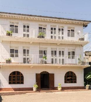 raja excelsior hotel