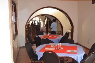 raja excelsior hotel