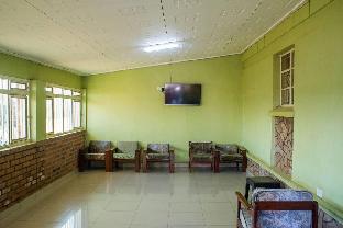 satellite one hotel
