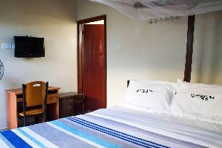 satellite one hotel