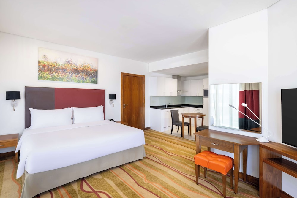 doubletree by hilton jeddah al andalus mall