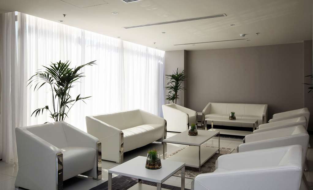 golden tulip al khobar suites