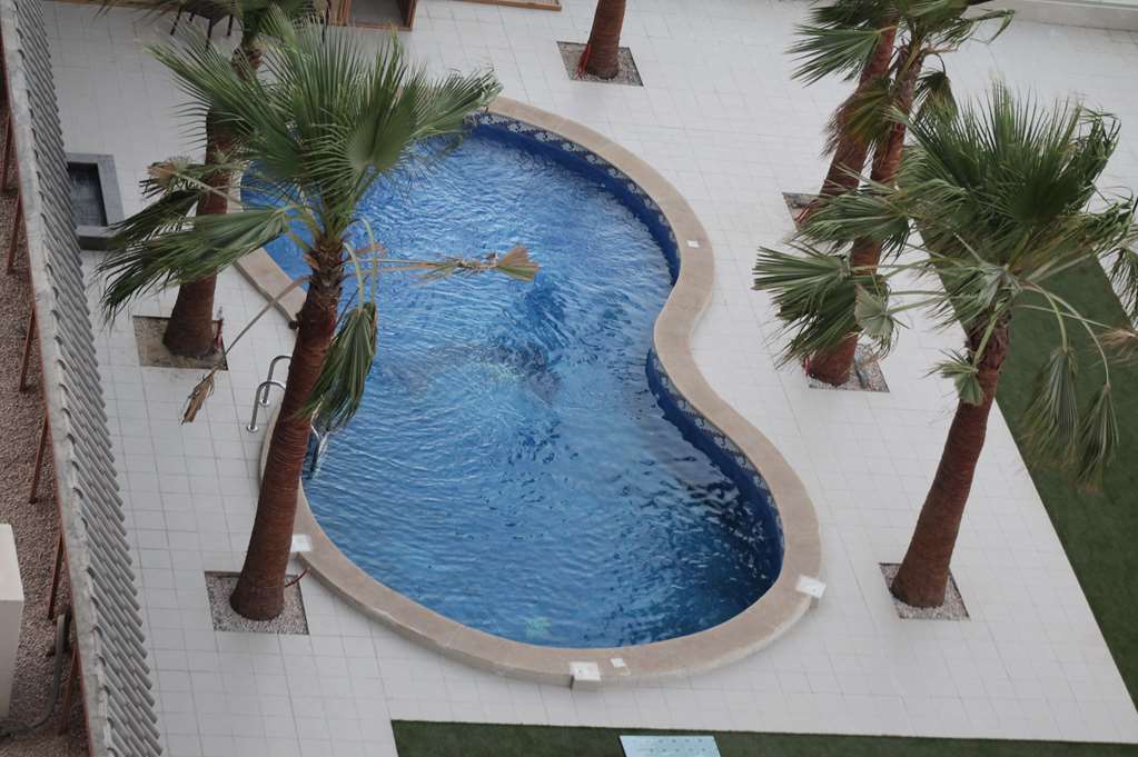 golden tulip al khobar suites