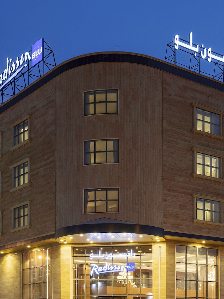 radisson blu hotel buraidah