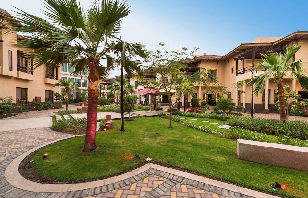 braira al azizya hotels and resorts