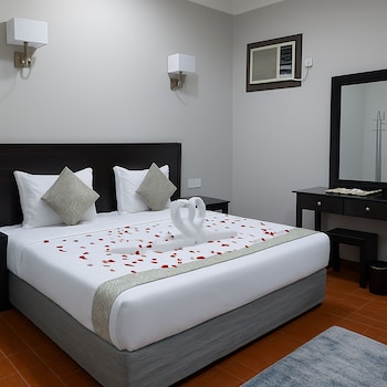 almawasem alarbaa hotel suites