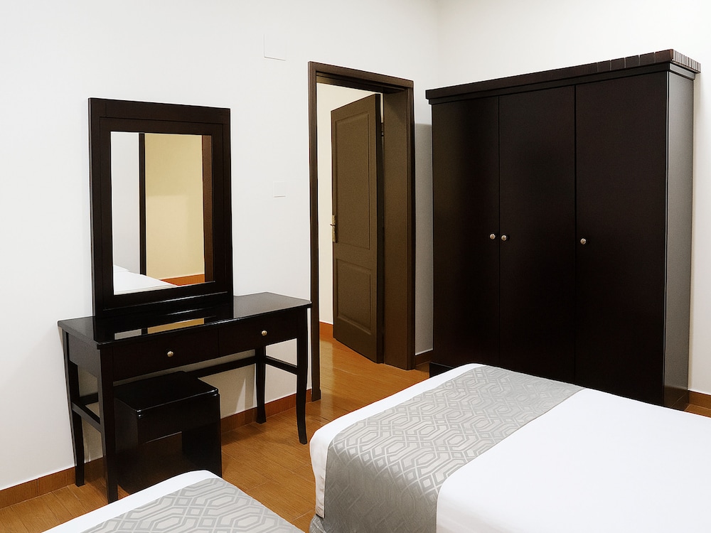 almawasem alarbaa hotel suites