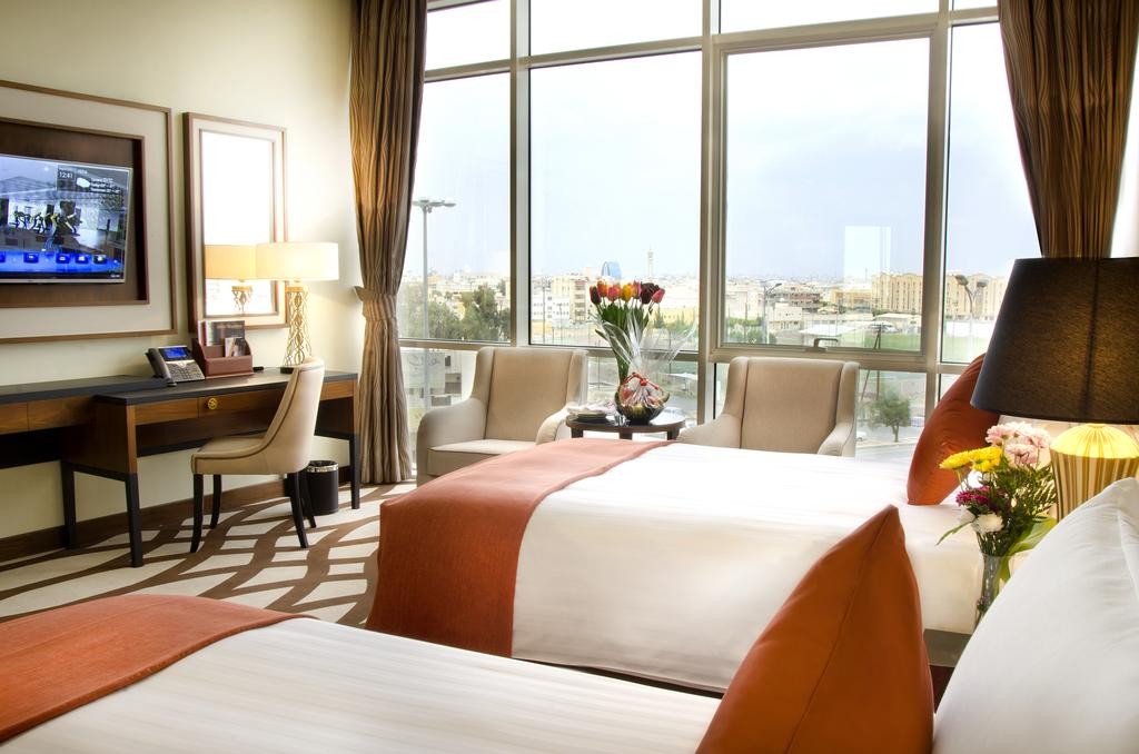 bayat hotels company